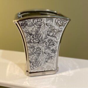 Floral Planter Vase Rose Trimming Decoration Valentines Day Spring Summer Decor